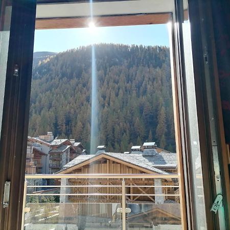 Hotel Les Dolomites Val-dʼIsère Екстериор снимка