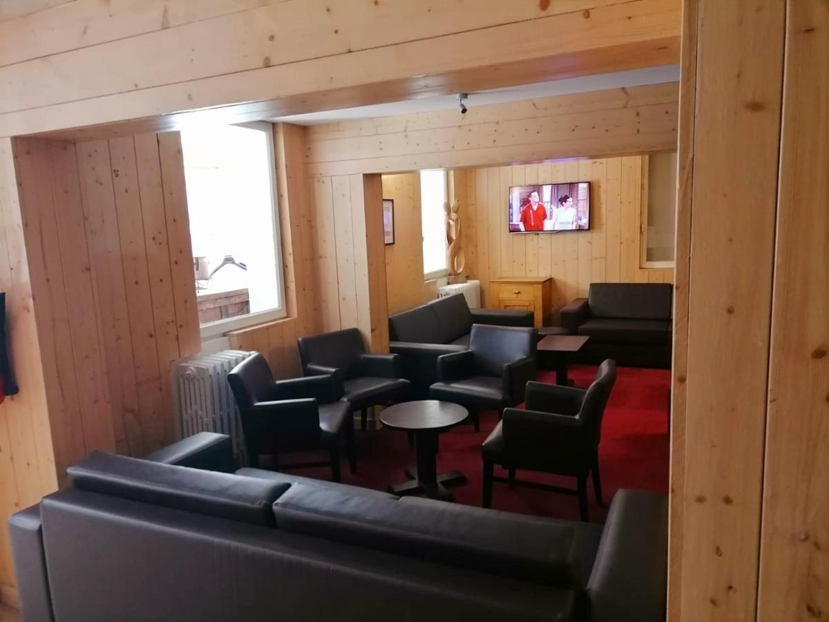 Hotel Les Dolomites Val-dʼIsère Екстериор снимка